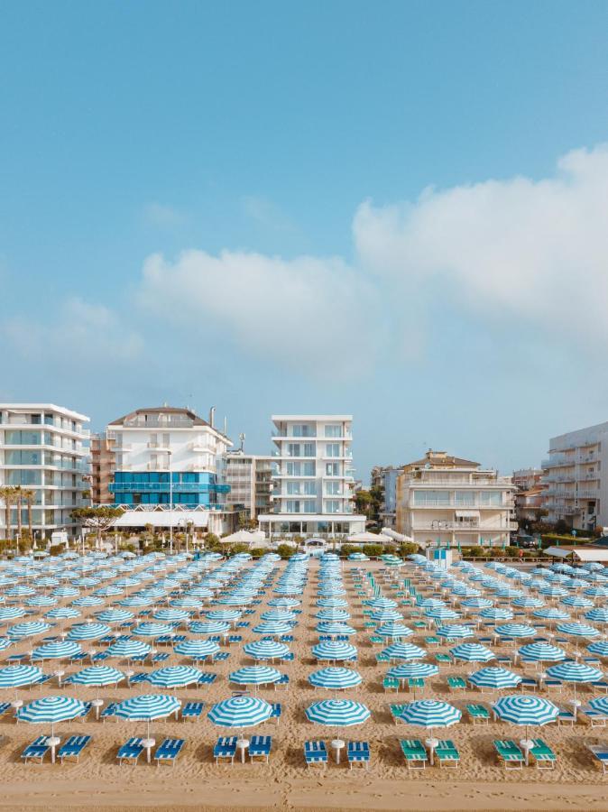 Galassia Suites&spa Hotel 4*