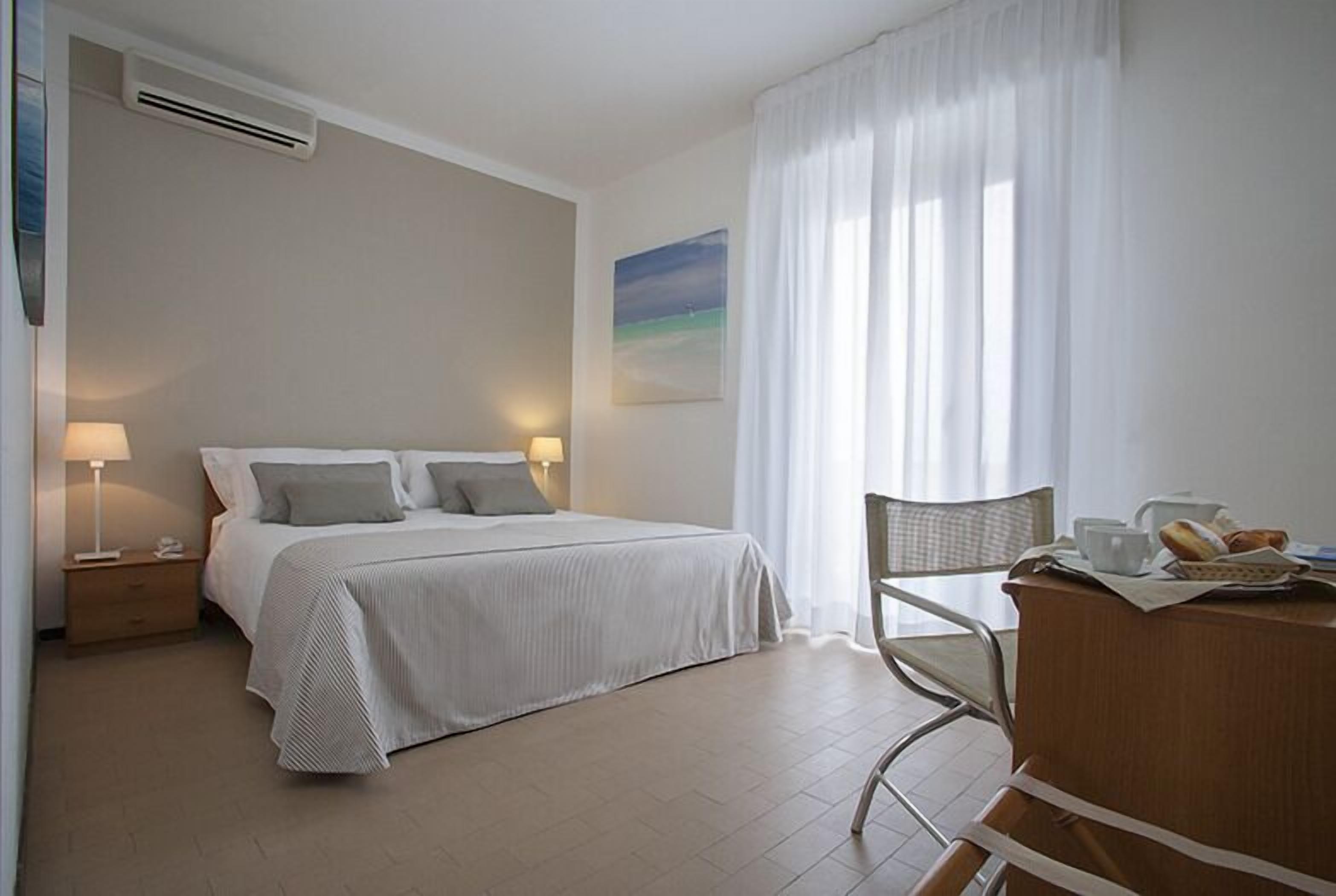 Galassia Suites&spa 4*